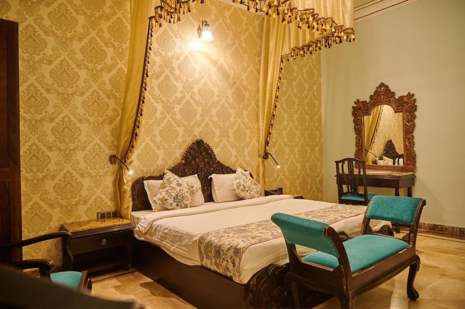 Welcomheritage Traditional Haveli Jaipur Ngoại thất bức ảnh